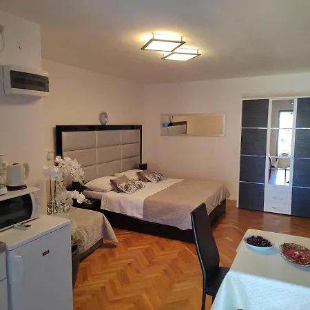 Mladenka Visnjik * Zadar