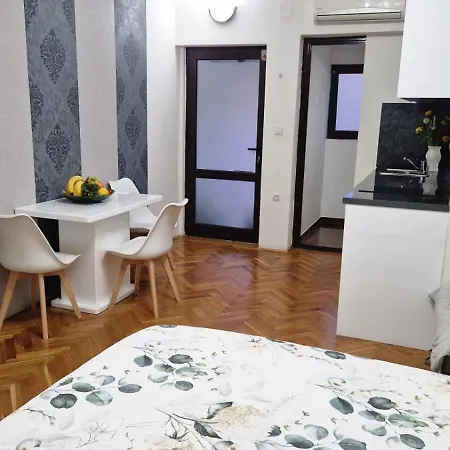 Mladenka Visnjik * زادار